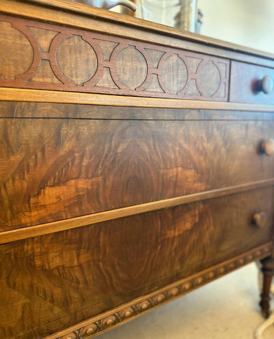 Est. 1920's-1930's Antique Dresser