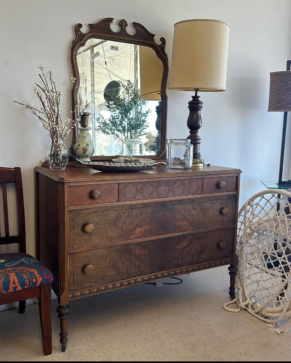 Est. 1920's-1930's Antique Dresser